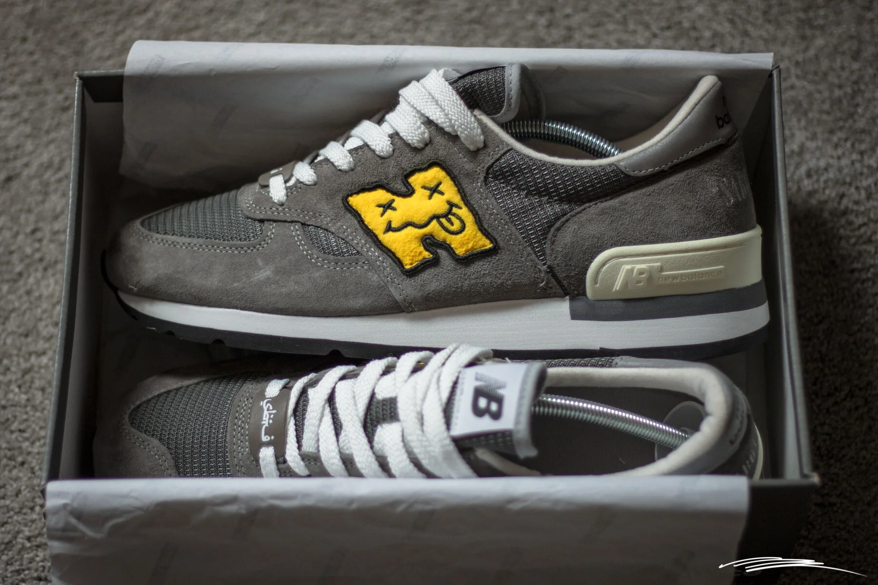 new balance 990v1 grey