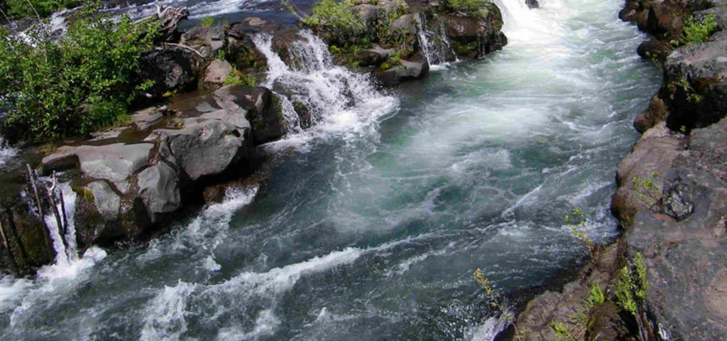 Valley of the Rogue State Park