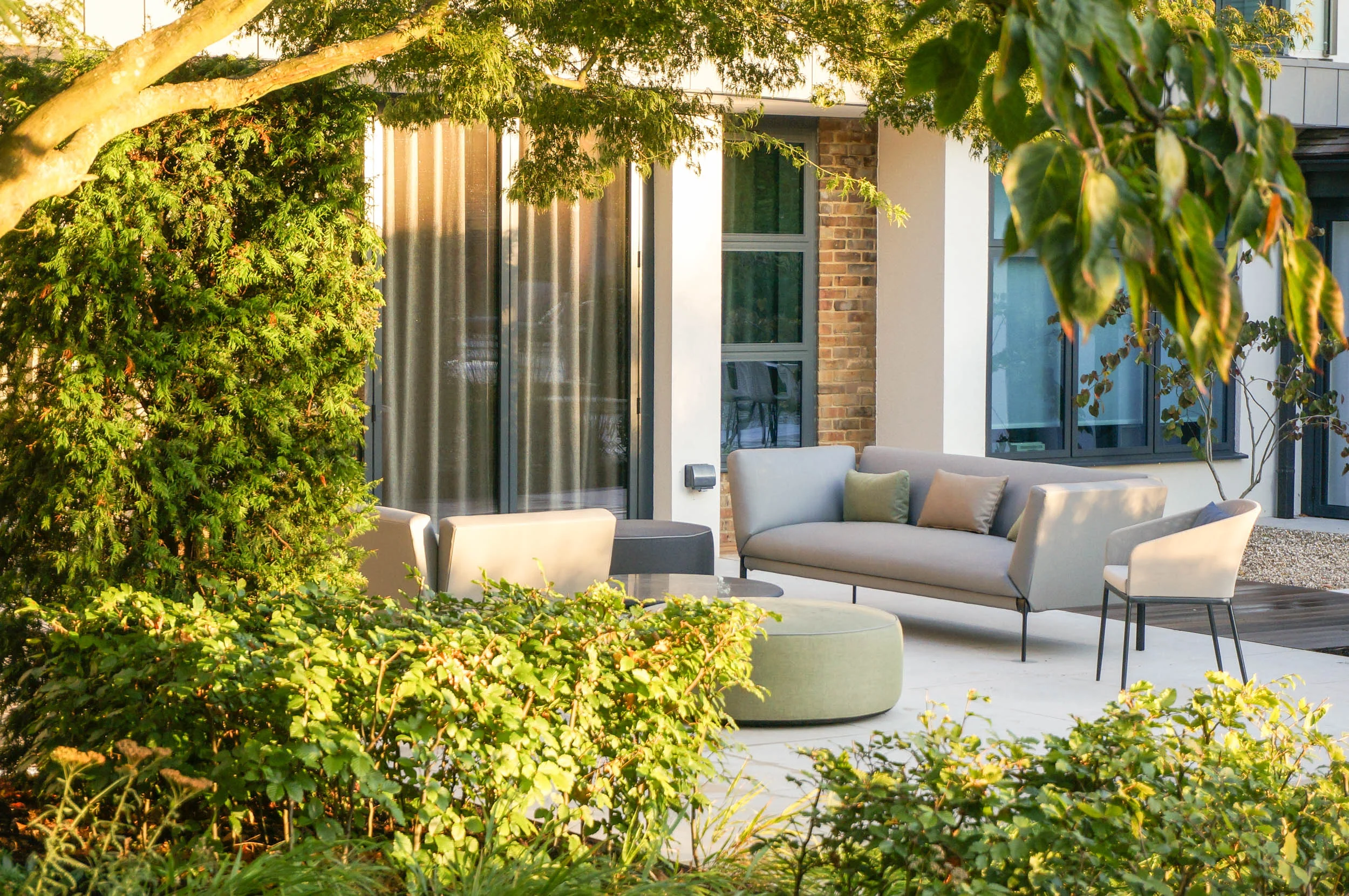 A relaxing terrace filled with sofa's and comfortable seating, Beckenham London