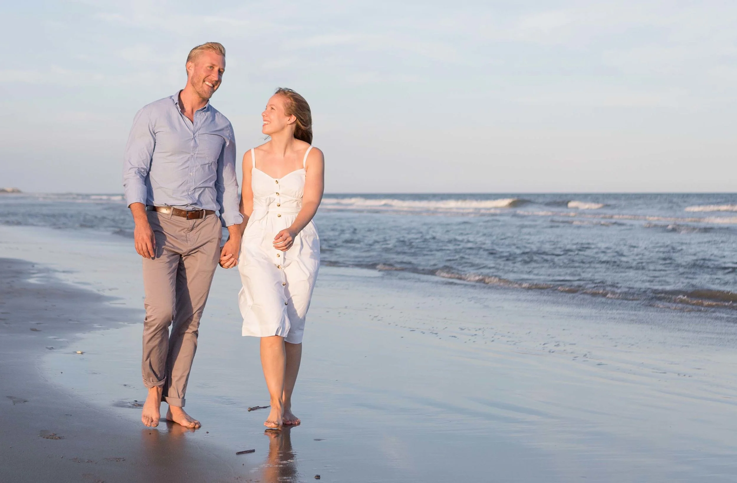 Couples portrait on the Isle of Palms.