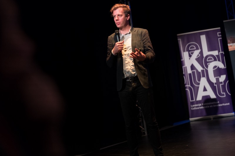 'Het is een goede tijd voor kunstenaars om zich met de maatschappij te bemoeien.'