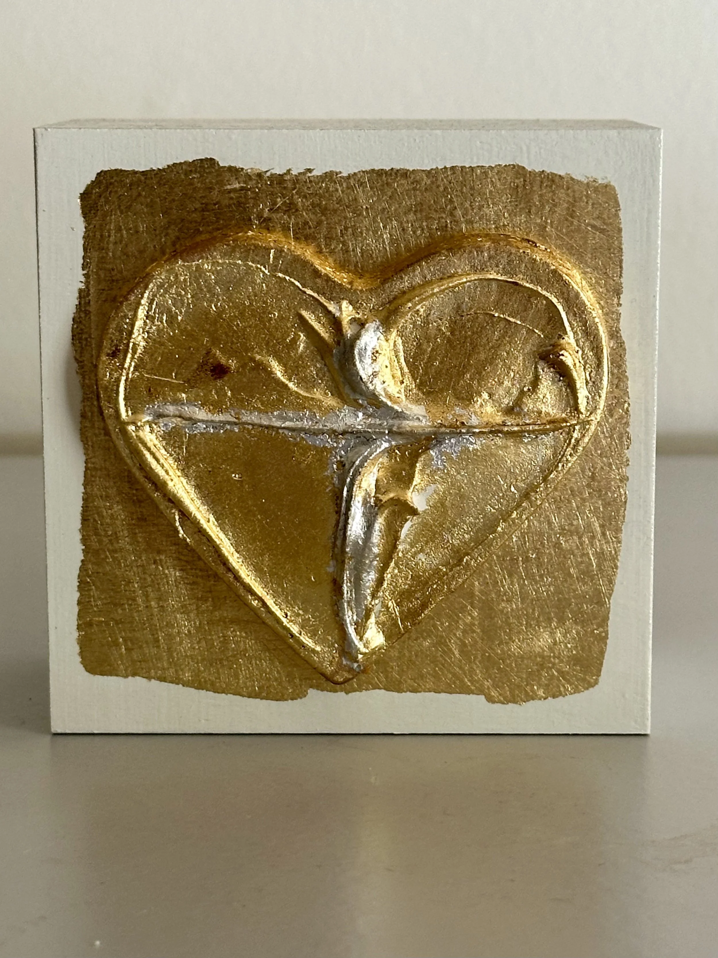 White Heart With Cross