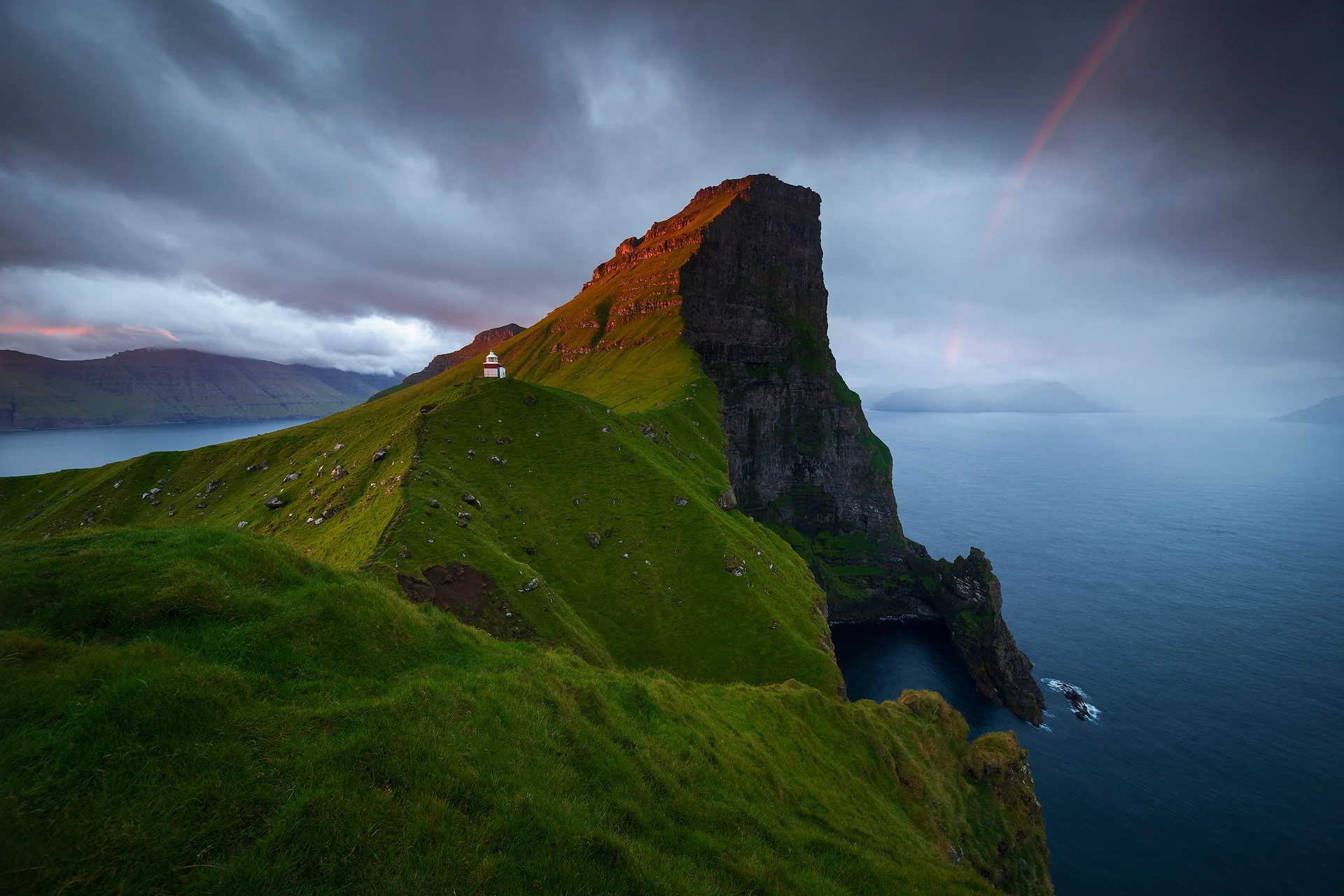 Kallur lighthouse, Trollanes