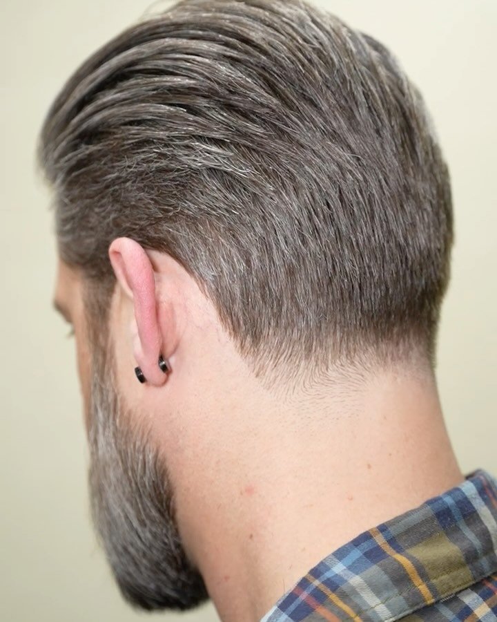 TAPERS: A Collection ❤️ The last slide is my favorite though. 

If you&rsquo;ve gotten a cut from me&hellip; you know how much I love tapers. Taper this, taper that. 

Taper 
Taper 
Taper 

Did I mention&hellip; taper?

andyfischerhair.com for appoin