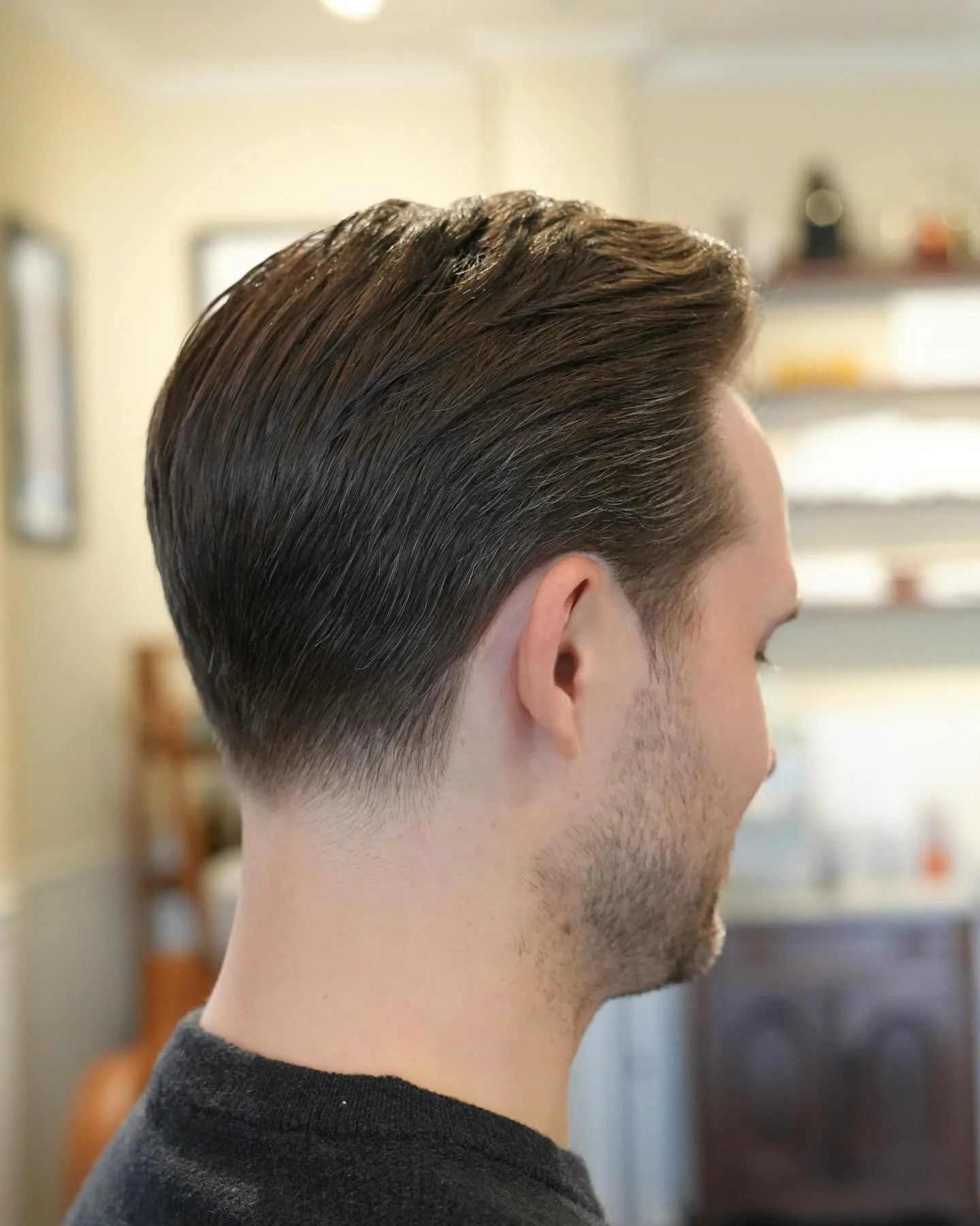 I fall in love again and again with my craft every time I show up to the studio and get behind the chair. Feeling blessed and grateful. ❤️

#phillybarber #philadelphia #shorthair #traditionalbarber