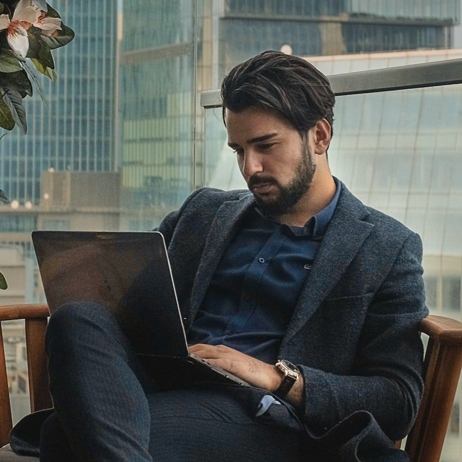 LinkedIn Sales Navigator : faut-il souscrire un abonnement ?