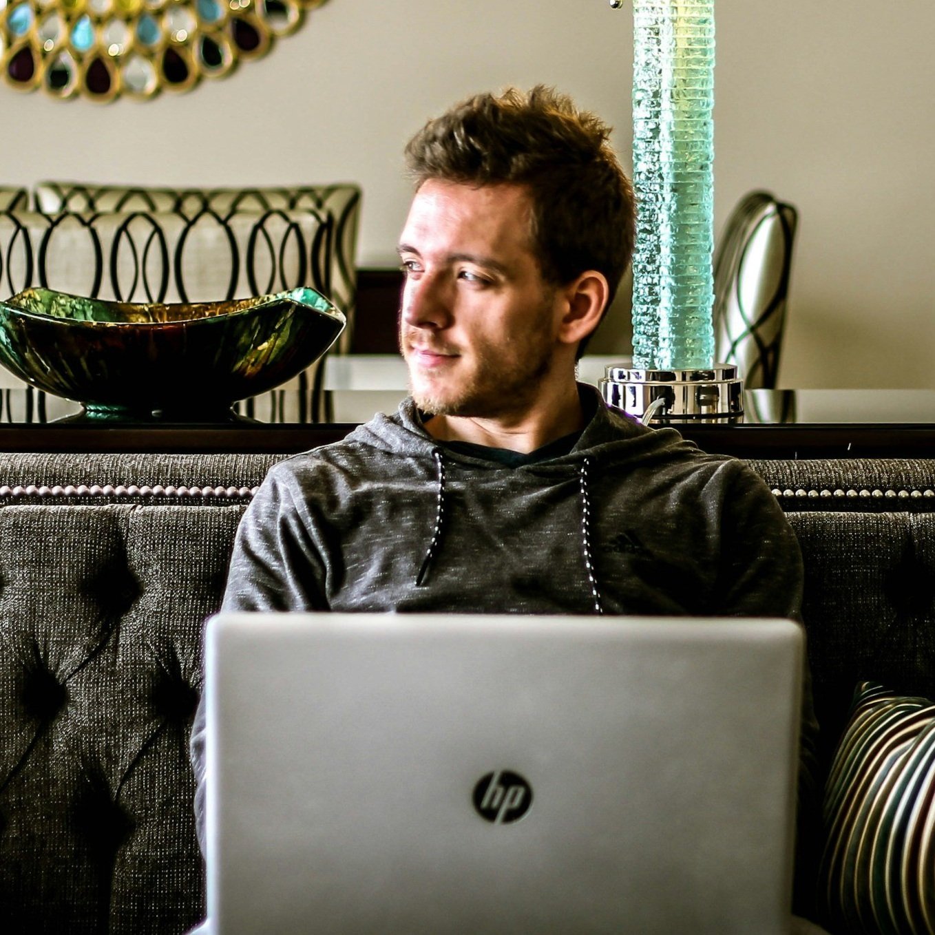 Comment se démarquer de la concurrence sur LinkedIn ?