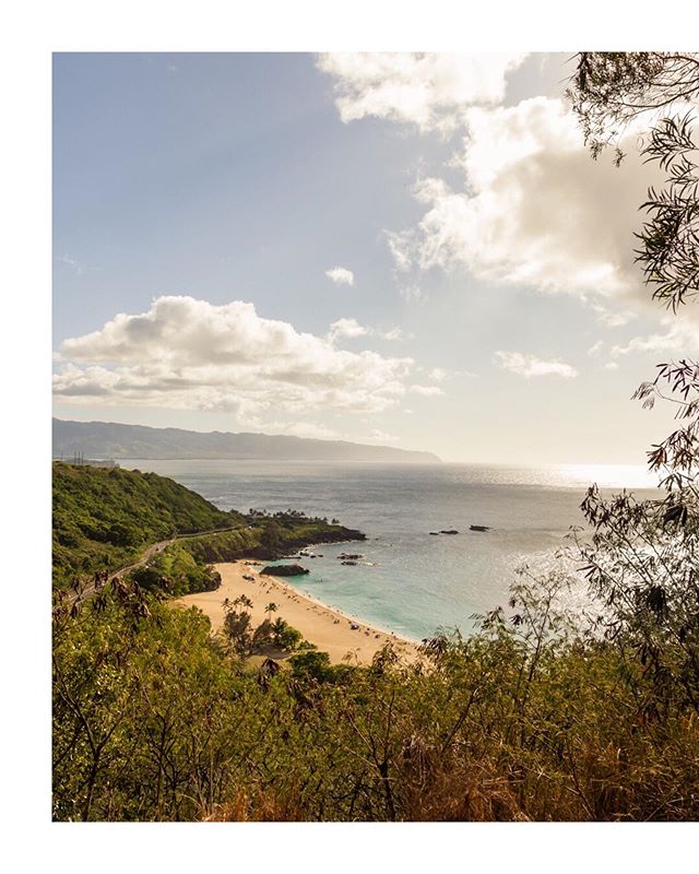 Epic views of ancient lands, curious creatures roaming and capturing @hanaleighharrison riding baby blues backwards 😮🌊 let&rsquo;s keep the summer vibes rollin 🤙🏼🌿✨💥 more on onmybluejeans.com &gt;&gt; link in bio .
.
.
.
.
#onmybluejeans #ombj 