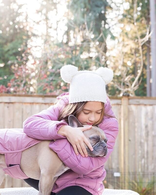 I don't believe it gets much better than a child and the love she has for her dog. 
#seattlefamilylife #pnwfamilies #pnwchildhood #snohomishfamilyphotographer #edmondsfamilyphotographer #edmondsfamilyphotography #mukilteofamilyphotographer #dogsarefa