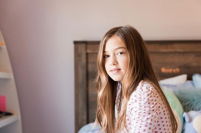 May this sweet face brighten up our days. 💗 #snohomishfamilyphotographer #edmondsfamilyphotographer #edmondswa #mukilteofamilyphotographer #bothellfamilyphotographer #shorelinefamilyphotographer #seattlefamilyphotography #inhomesession #windowlight 