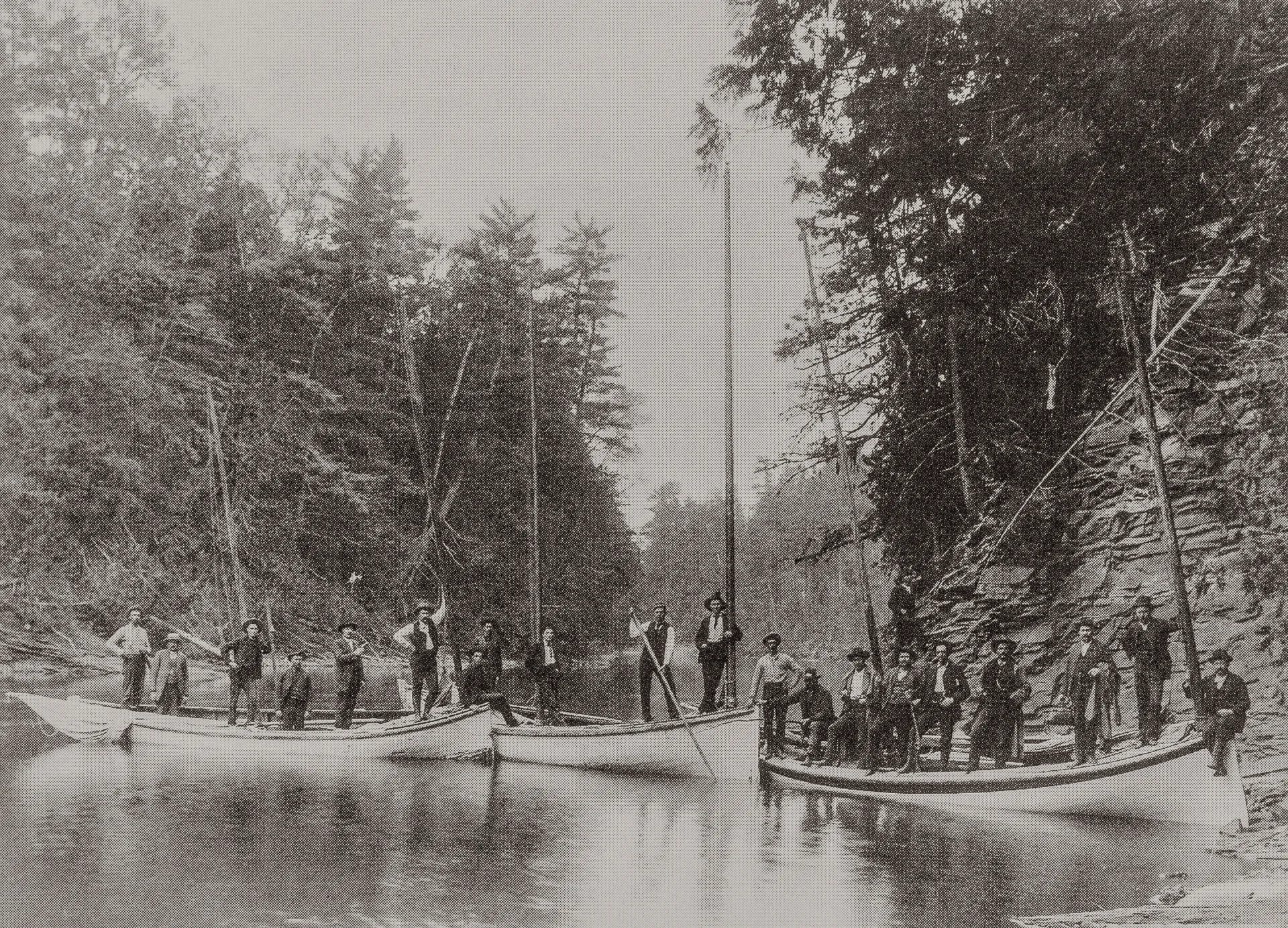 mackinaw_boat.jpg