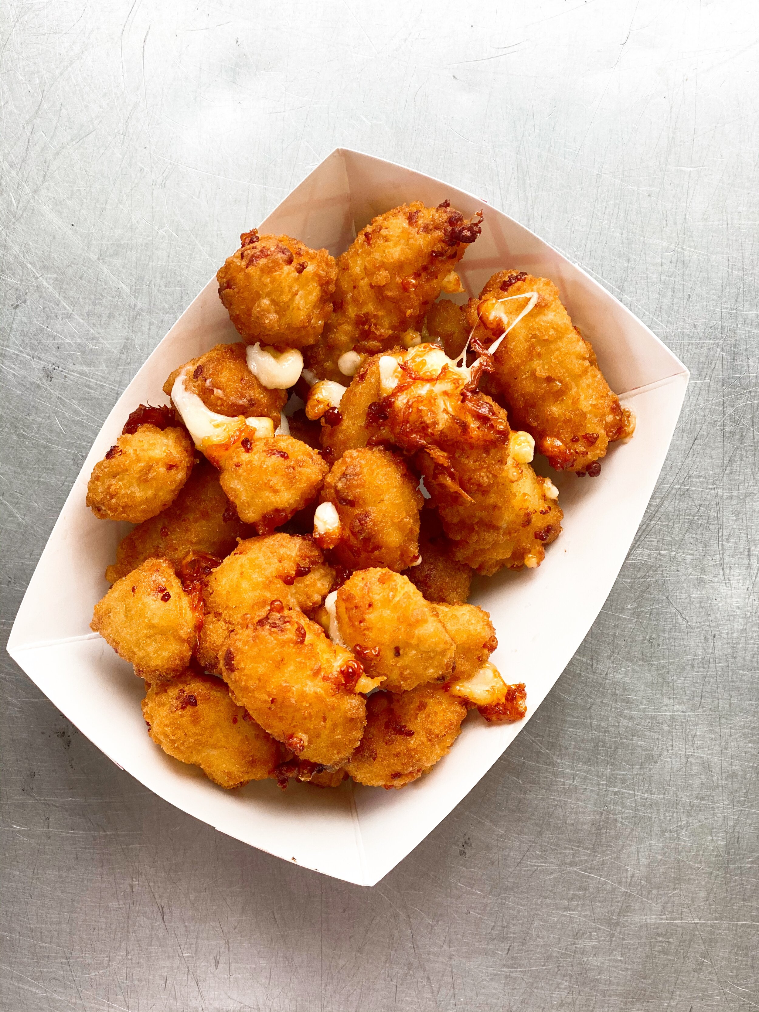 CRUNCY CHEESE CURDS