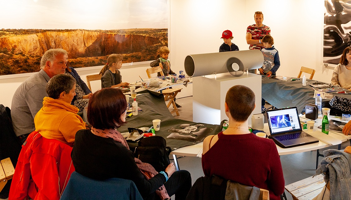 In this workshop, CORAMU encouraged participants to alter the life of a single photograph through a series of exchanges.