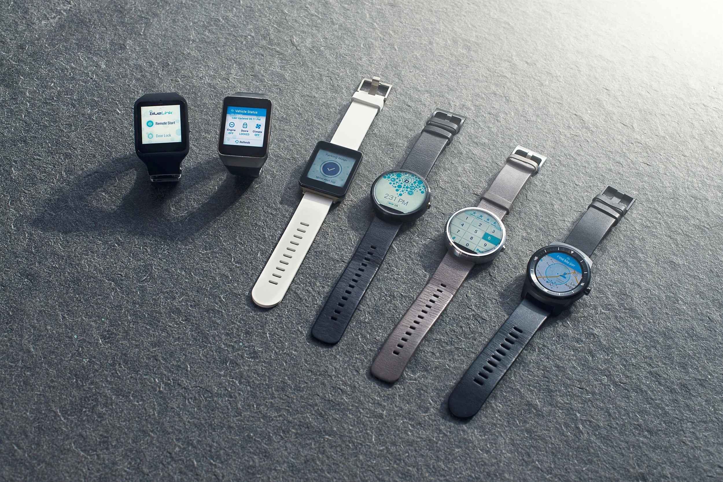 26021-BlueLinkSmartwatch.jpg