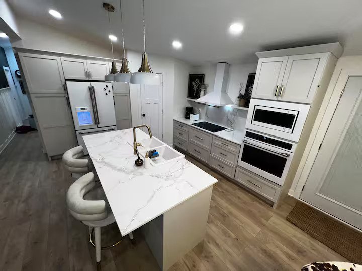 Kitchen 1.jpg