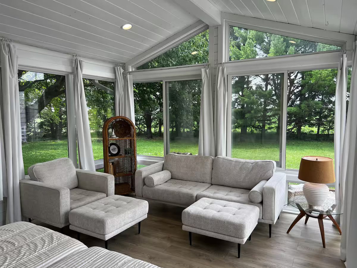 Sunroom 3.jpg