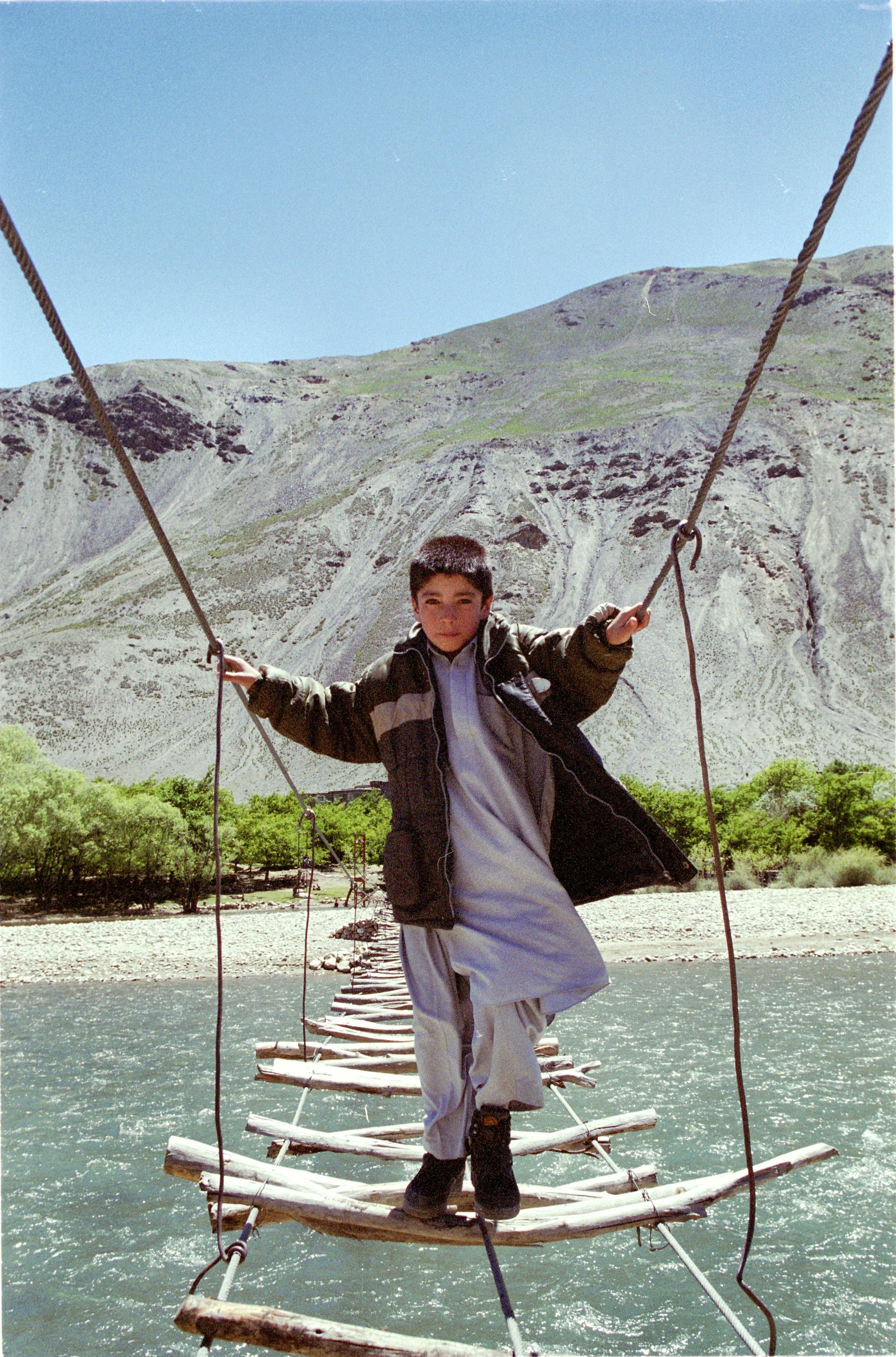 panjshir valley boy.e.jpg