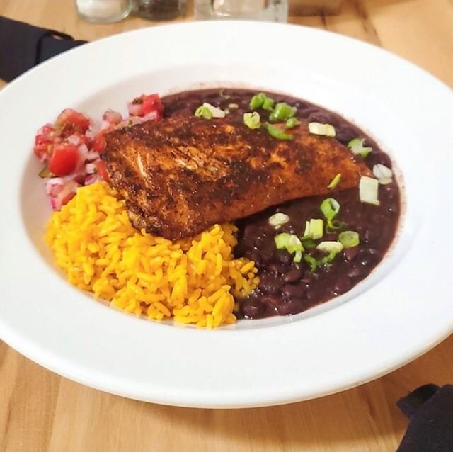 Missing our black beans and rice? You can order it with chicken or fish, from Traders Restaurant on Sanibel and have it delivered, free of charge, right to your home, or pickup curbside at TRADERS.

Give Traders a call at 239-472-7242, they are open 