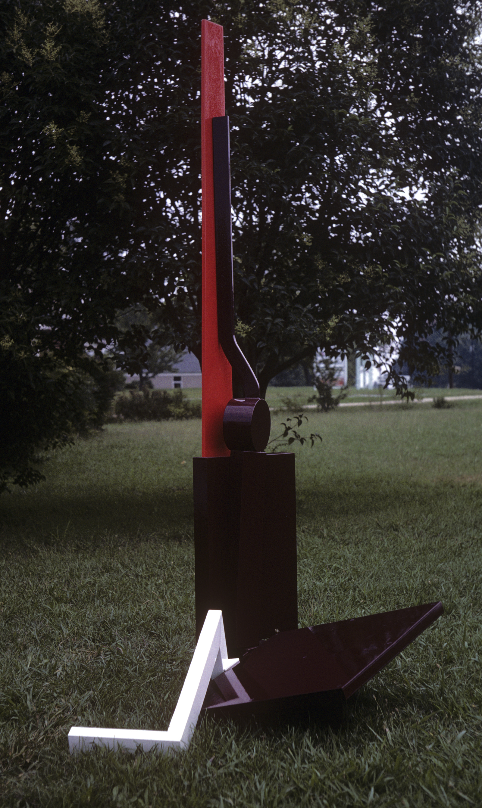 5a Untitled  96X48X40  painted steel.jpg