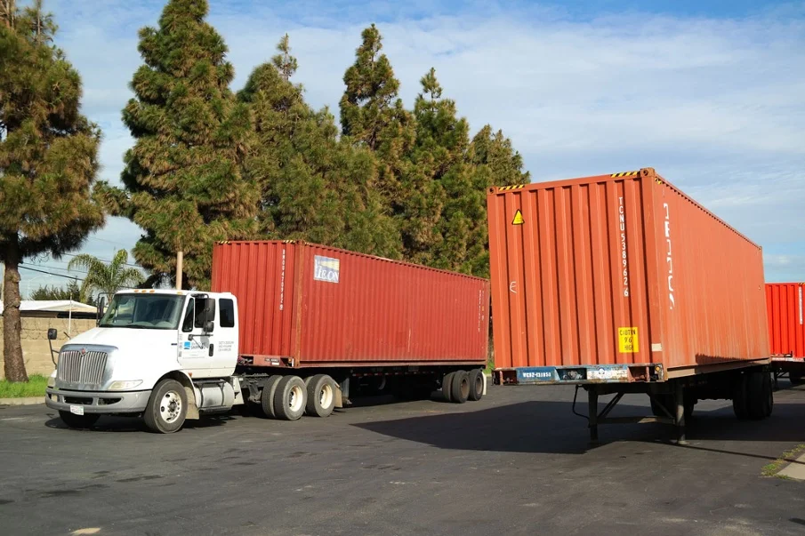 Oakland Container Trucking