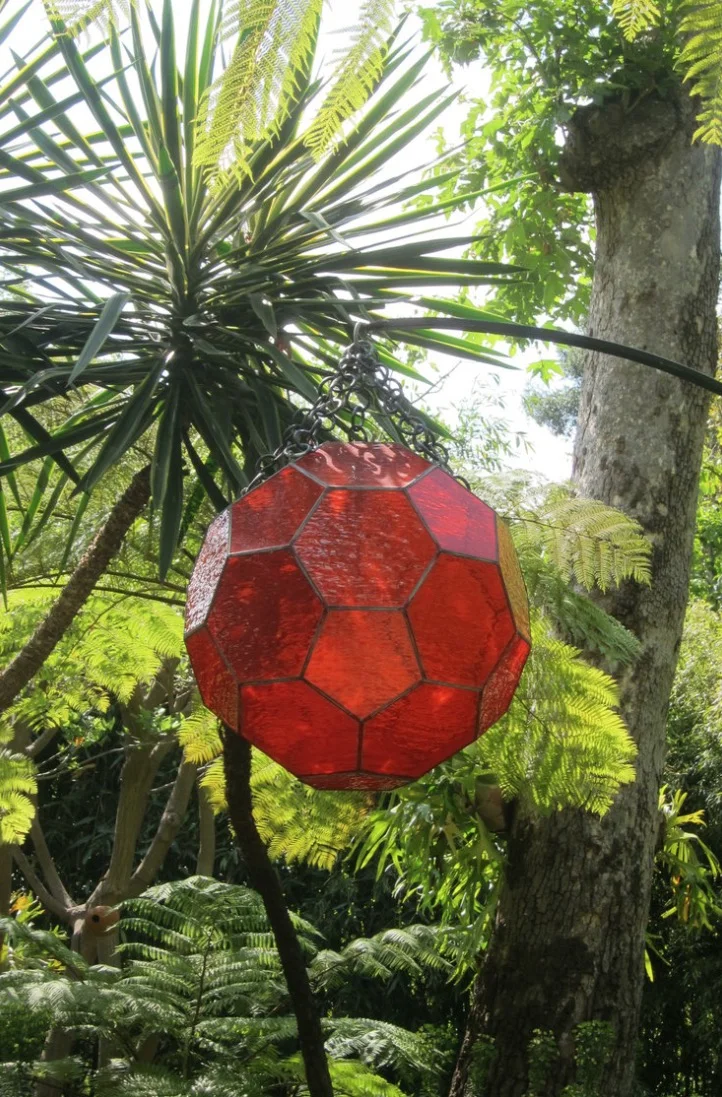 LARGE HEX LIGHT