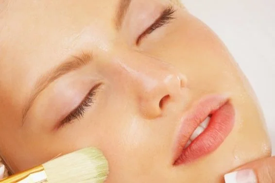 Salicylic Acid and Niacinamide in Raw Beauty Source