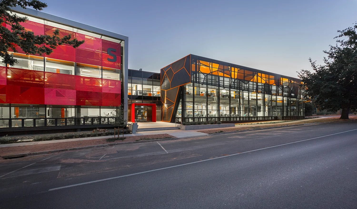 Mcildowie Partners + Gray Puksand_MECS Federation College_©Mark Duffus19.jpg