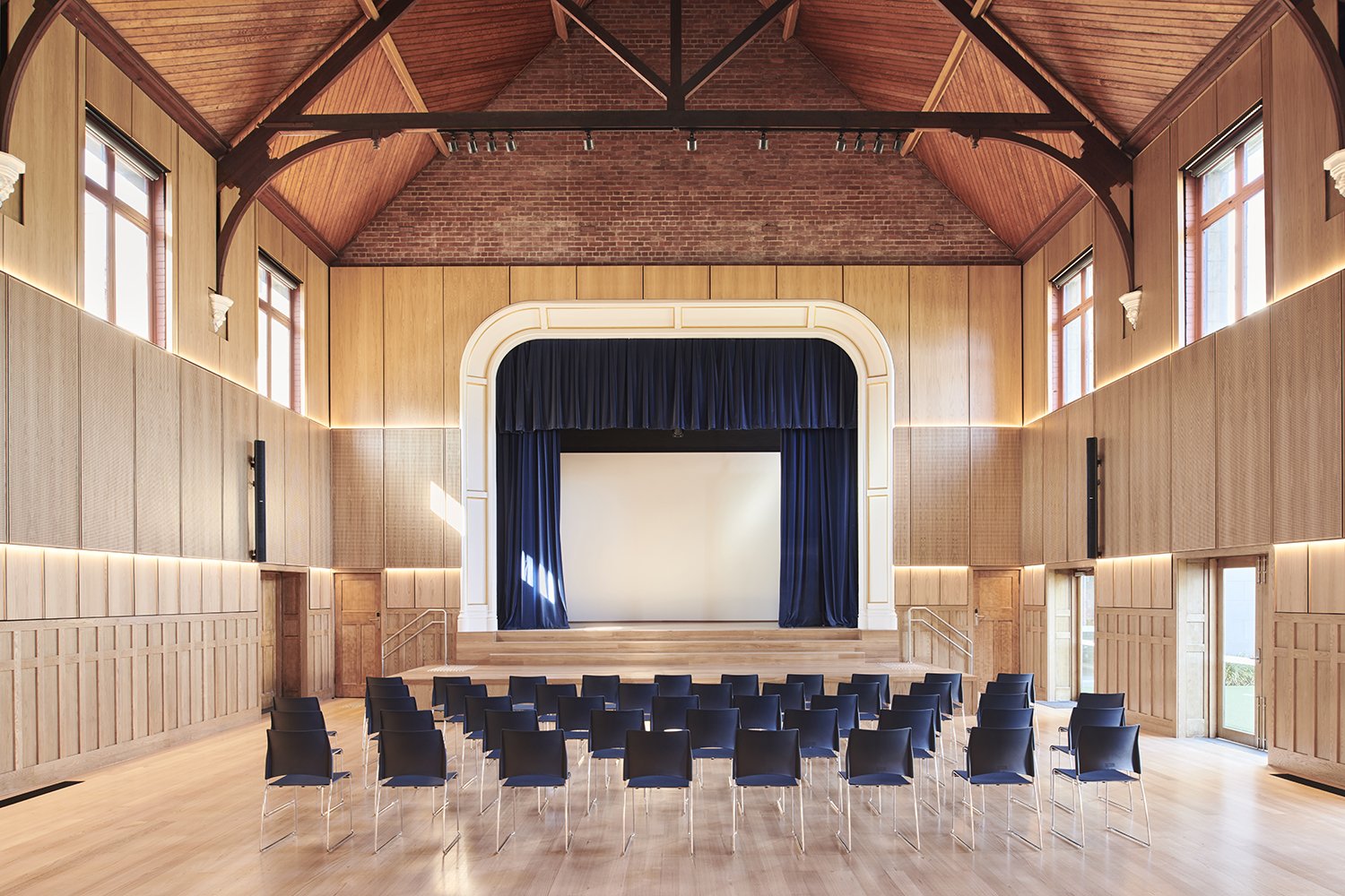 McIldowiePartners_CCGSHall55428.jpg