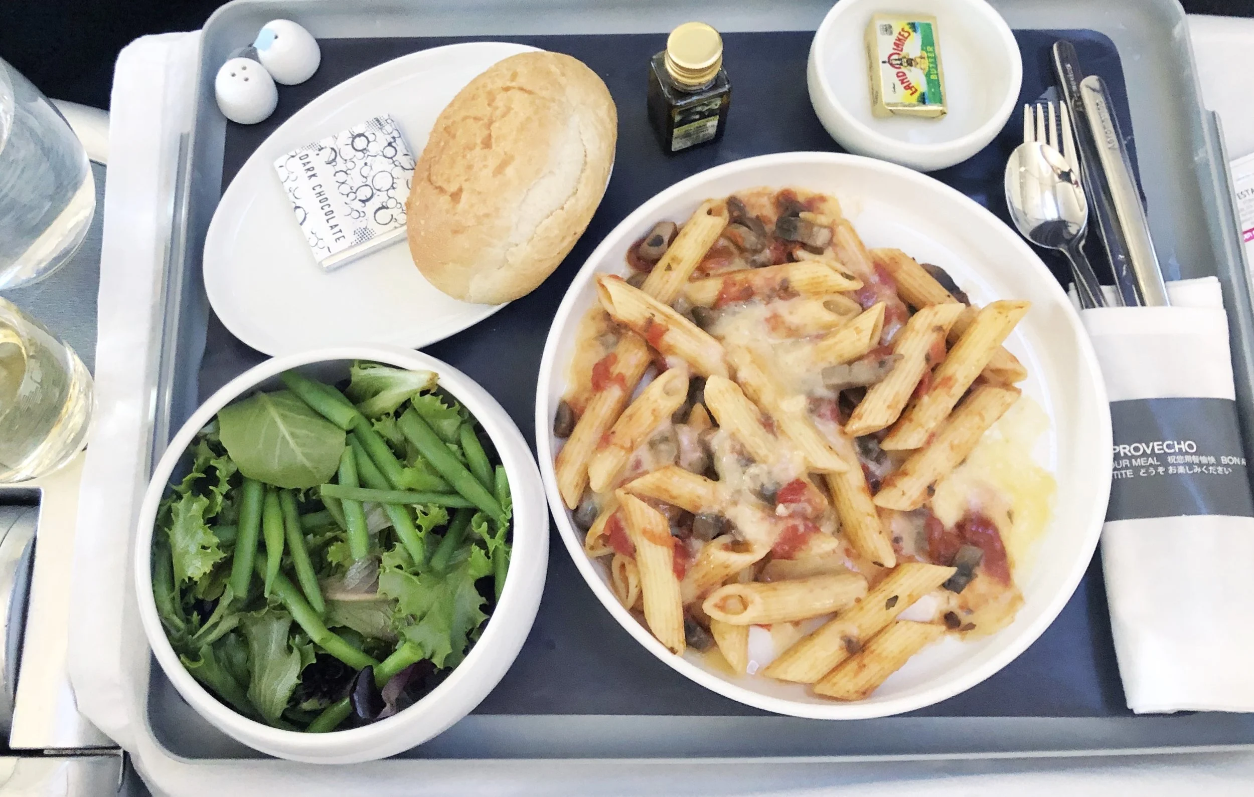 Our First Class lunch on Aeromexico operated by Delta