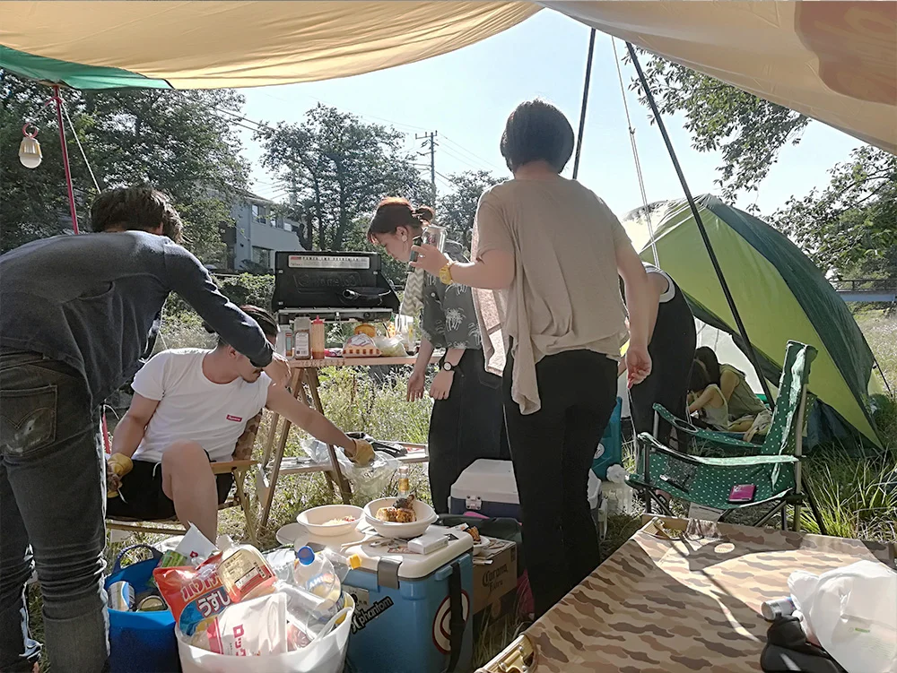 初めて会う人たちばっかりだったけど、まー、みなさんオシャレでイケてる人たちで、田舎もんのわたしゃ、ドキドキしました。(でもみんなとってもいい人たち!)