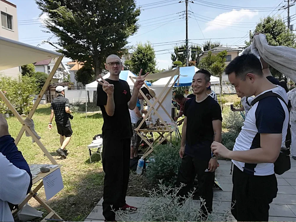 夫のワークショップも何とか無事終了。教室に来てくれそうな人をゲット!(その調子で集客もっとがんばれ〜!)