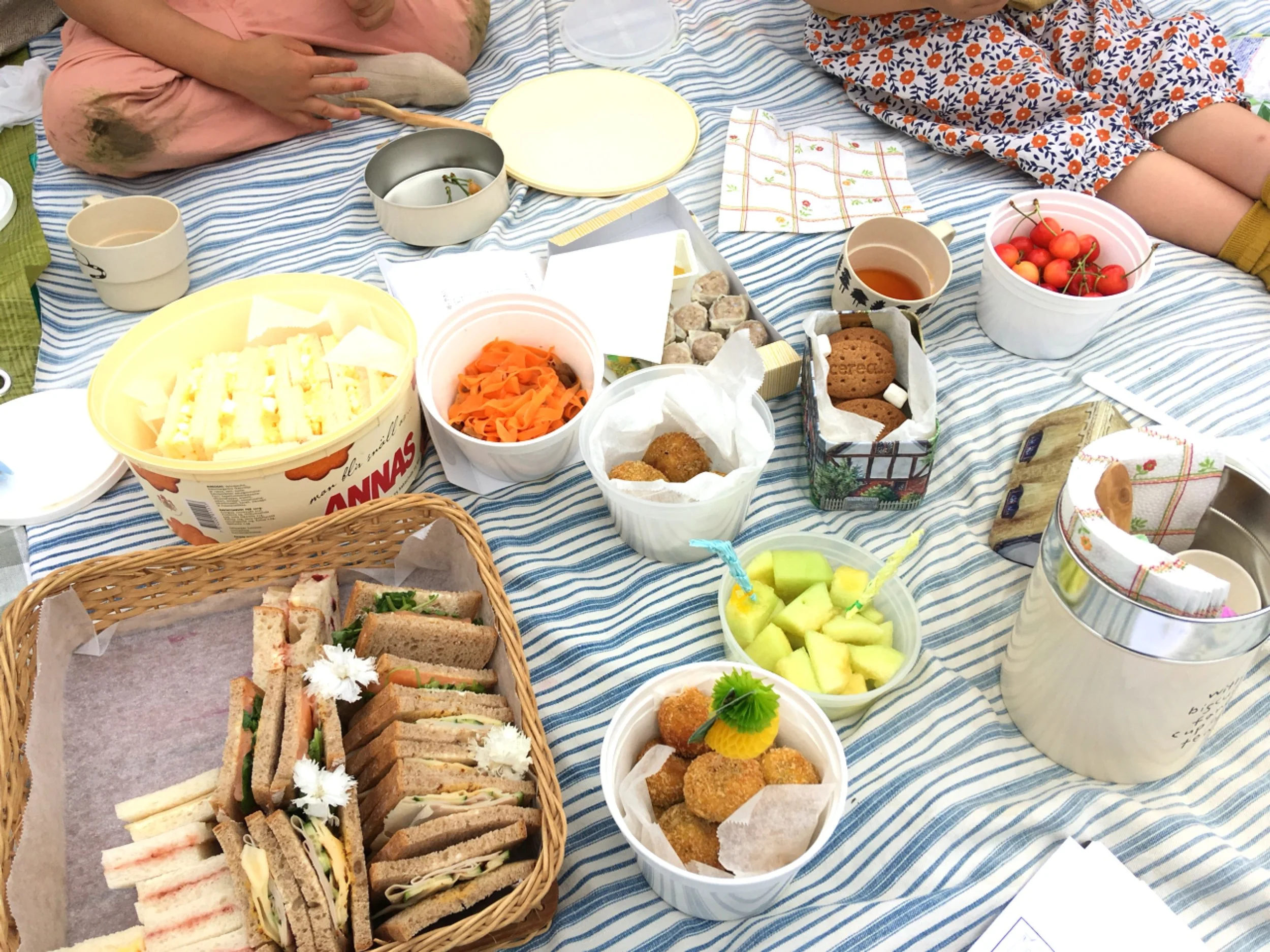 撮影後に、前田さんが用意してくれたサンドイッチでランチ。