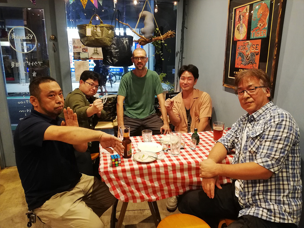 旦那の護身術教室の生徒さんたち。わざわざ来てくれてありがたい!