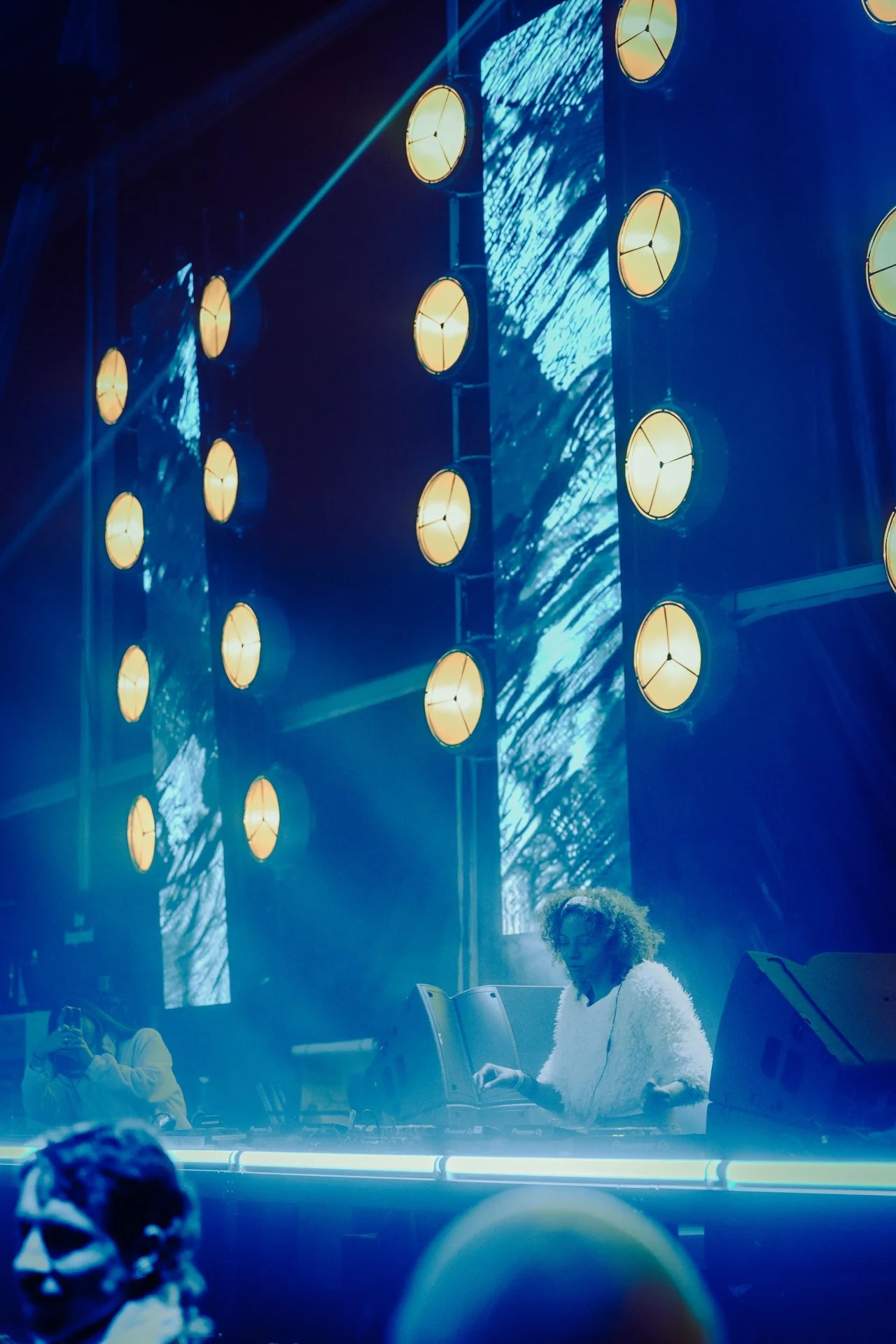 241129_djHologram_polaris©nikita_thevoz_010_web.jpeg