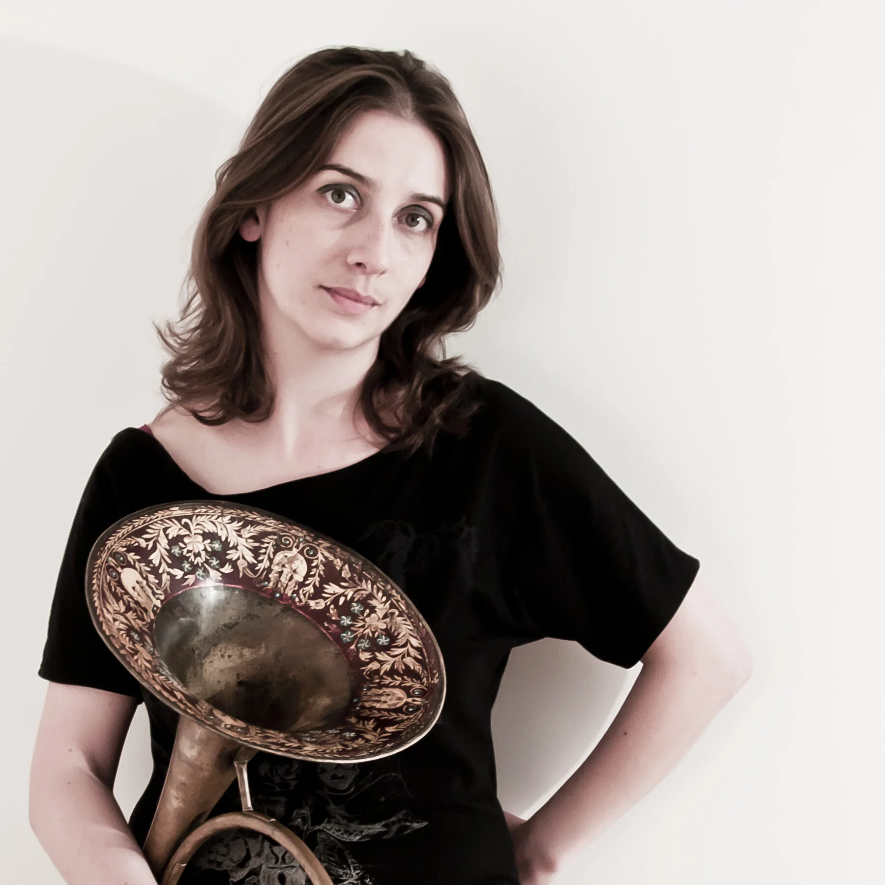 Anneke Scott with the Consone Quartet perform Mozart's Stolen Beauties