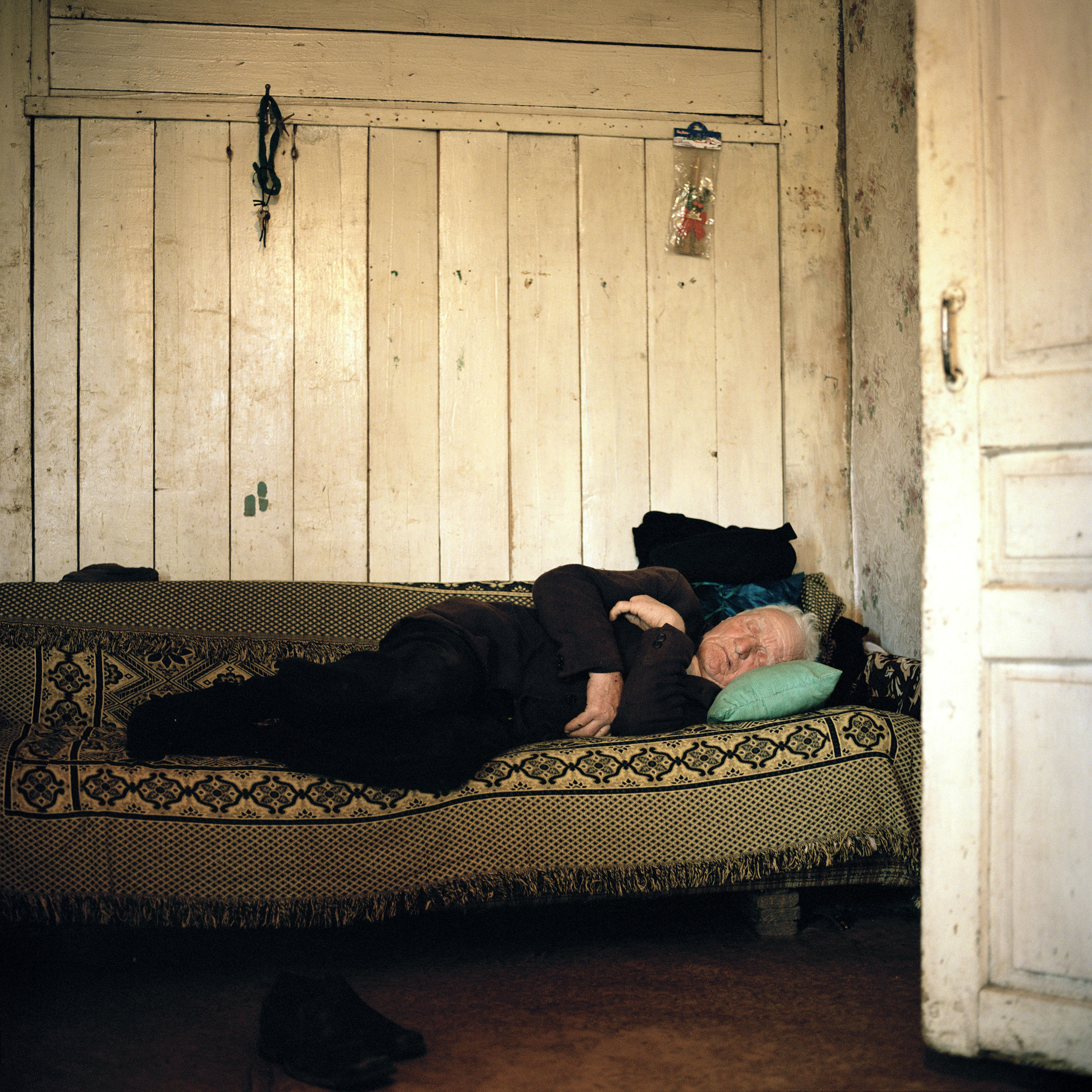 Ivan Djologua sleeps in the afternoon.