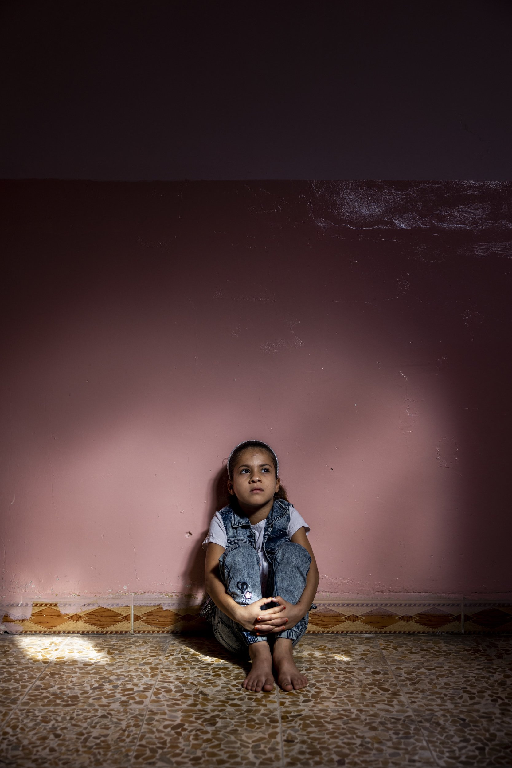 Aseel Muhammad Younes (6) was injured and her father killed in an airstrike in March 2017.