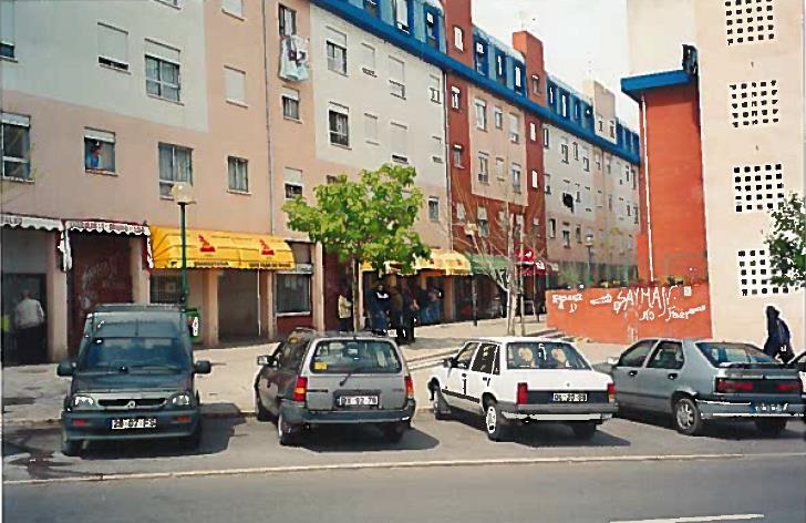 Buildings at Encosta da Portela, Outurela-Portela, Oeiras. Source: CMO