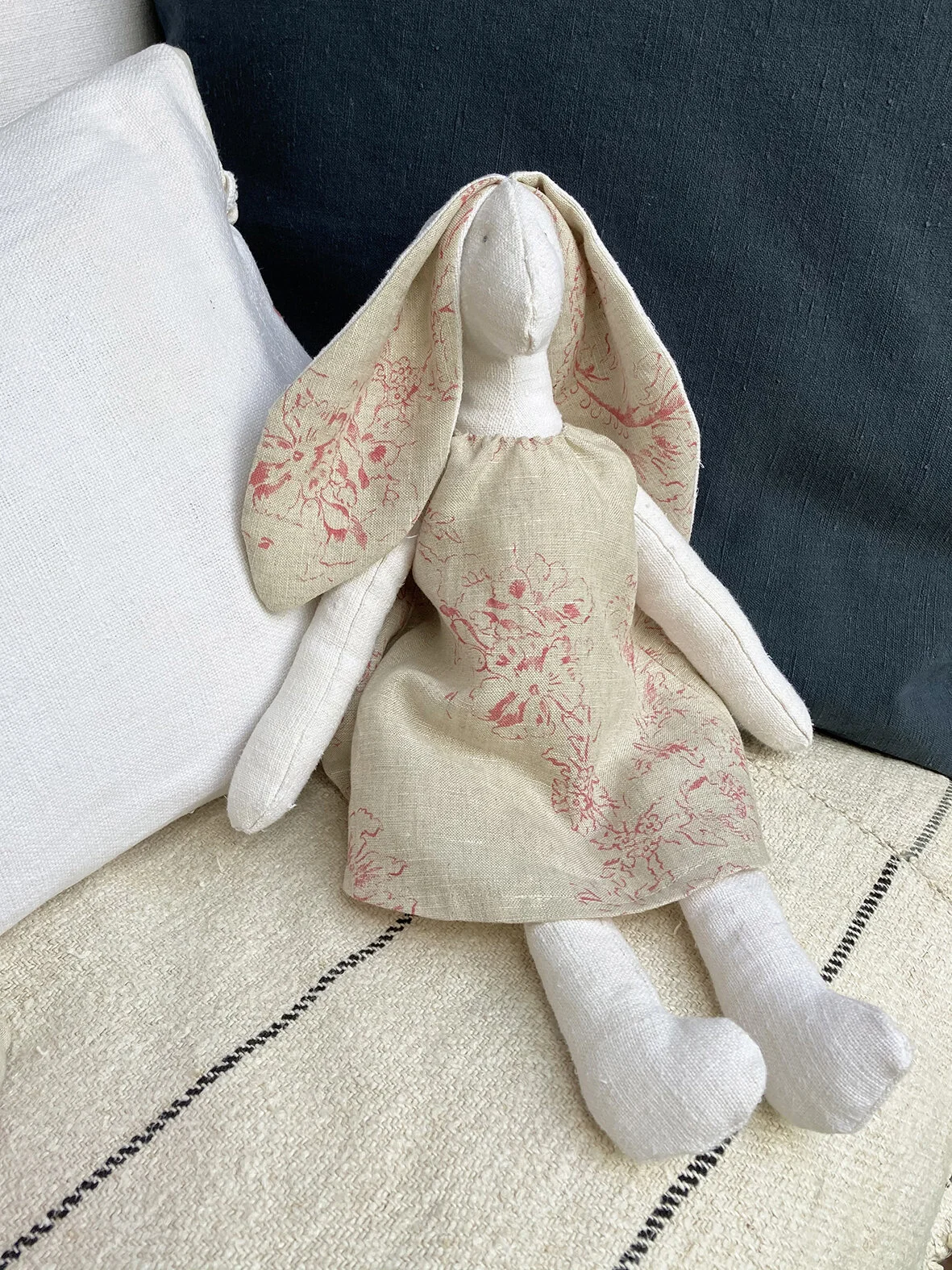 Scarlett Home - Handmade Vintage French linen rabbit - off white