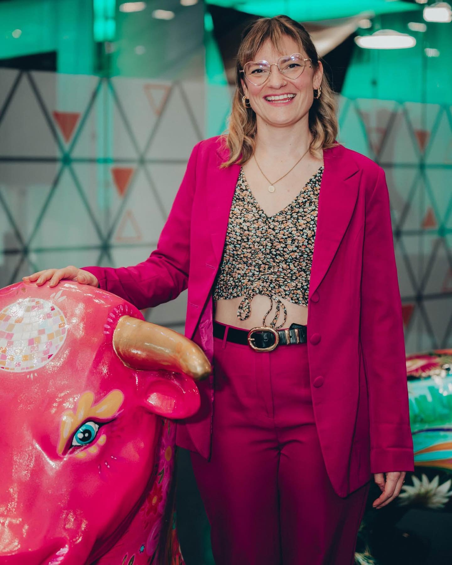 It has been 1 week since I said my final goodbye to Disco at the @bulls_inthecity auction. 

I am super proud that she raised &pound;5000 for @brumshospice and feel very honoured to have been a part of this herd! 

Throughout this project I have met 