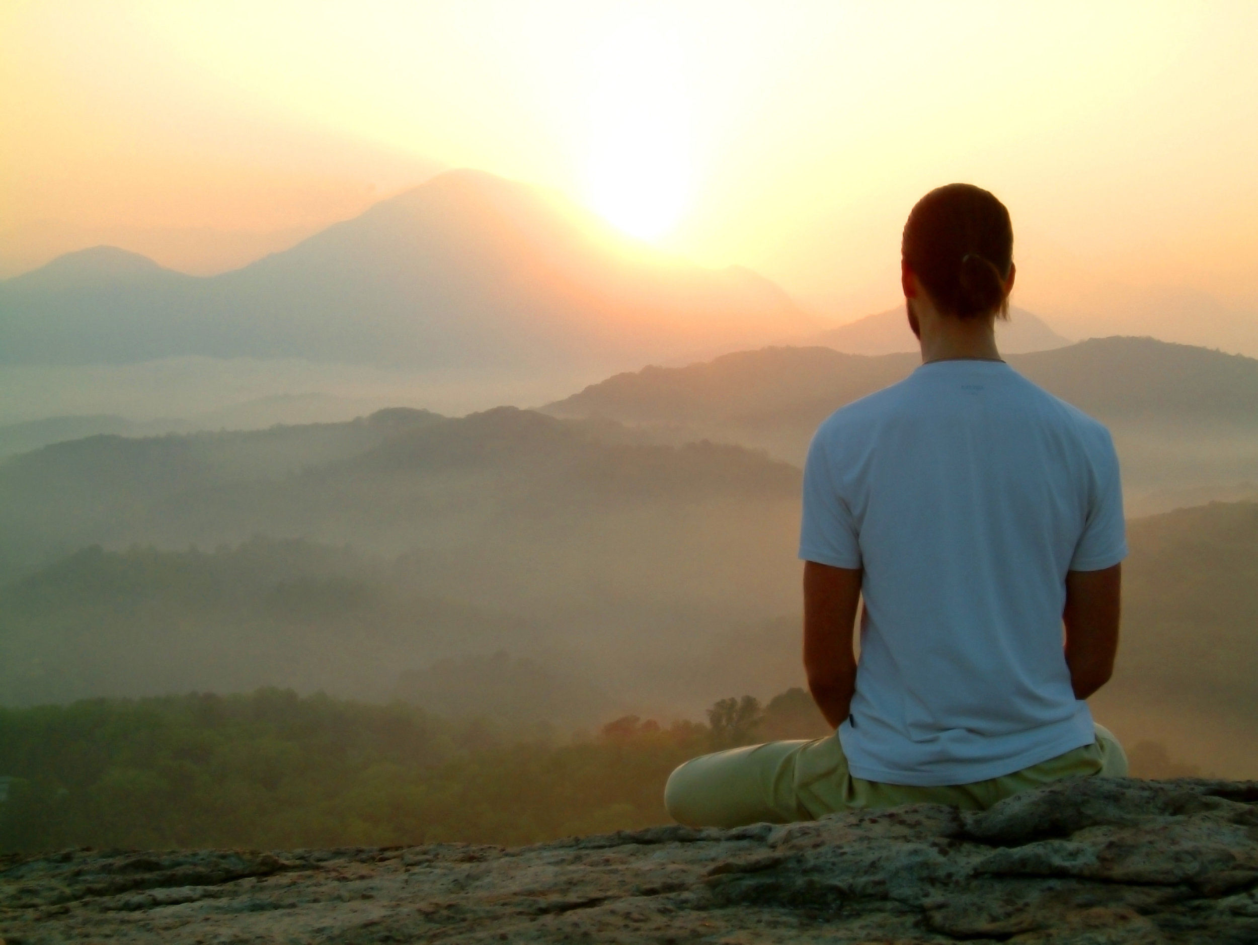 Kennismaken met meditatie brengt je rust en ontspanning.