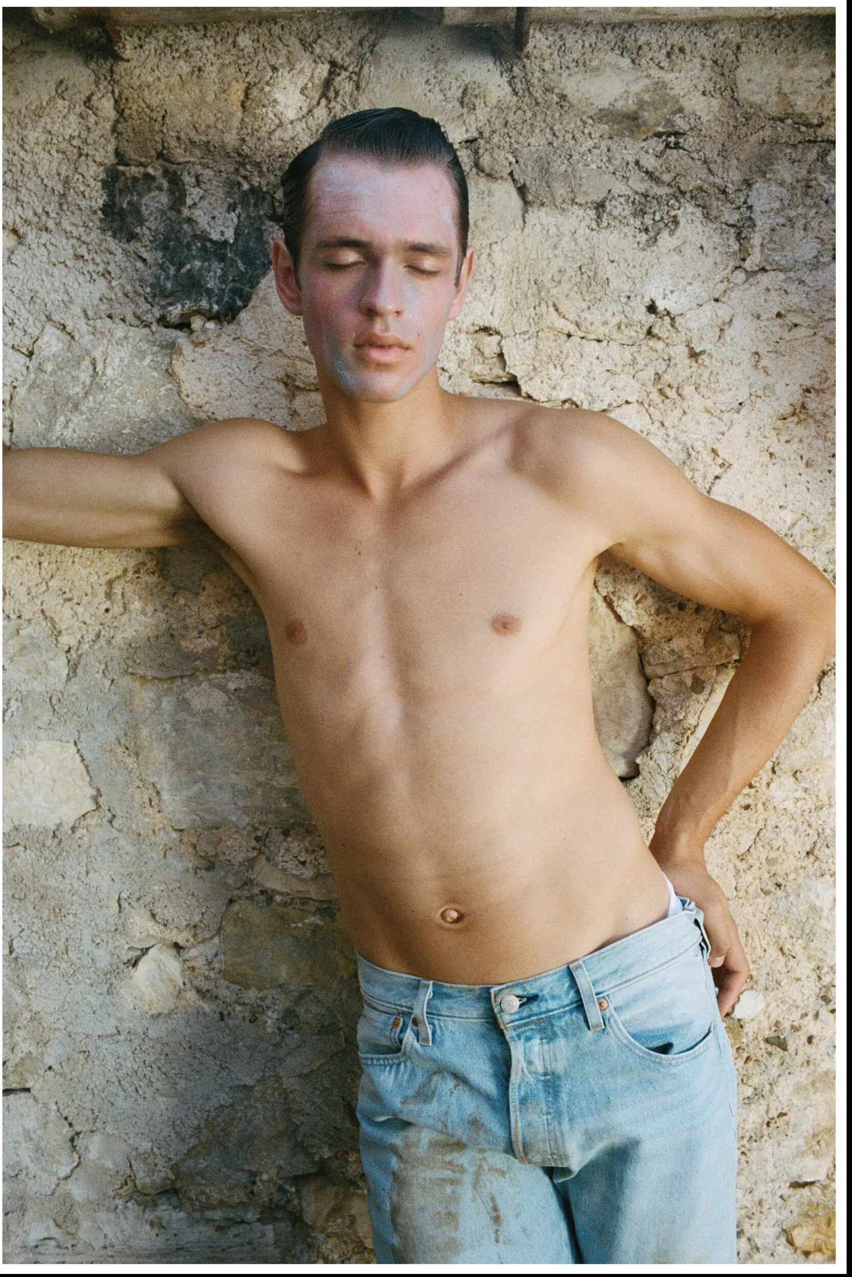 AN39_DOC6_BrettLloyd_10_150dpi.jpg