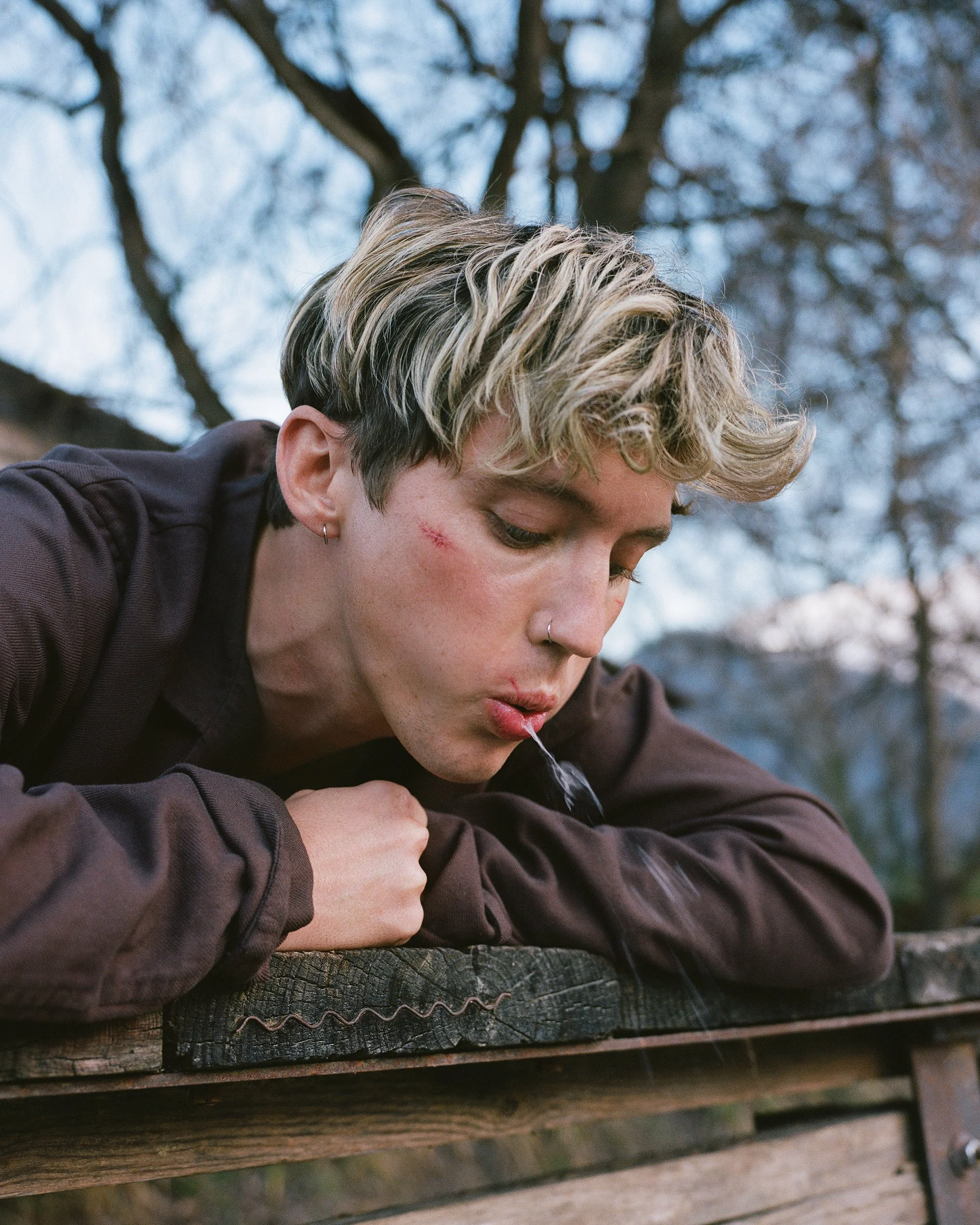 TROYE_SIVAN_BY_SEBASTIAN_FAENA_IMAGE_24.jpg