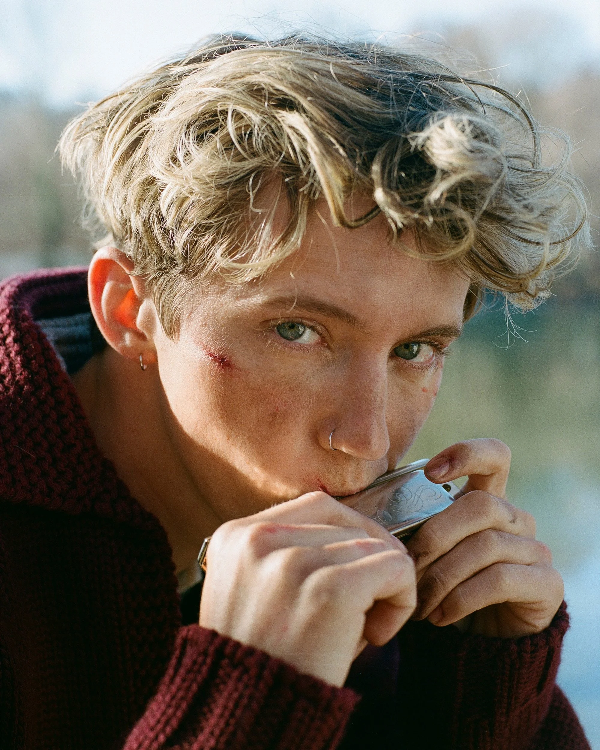 TROYE_SIVAN_BY_SEBASTIAN_FAENA_IMAGE_36.jpg