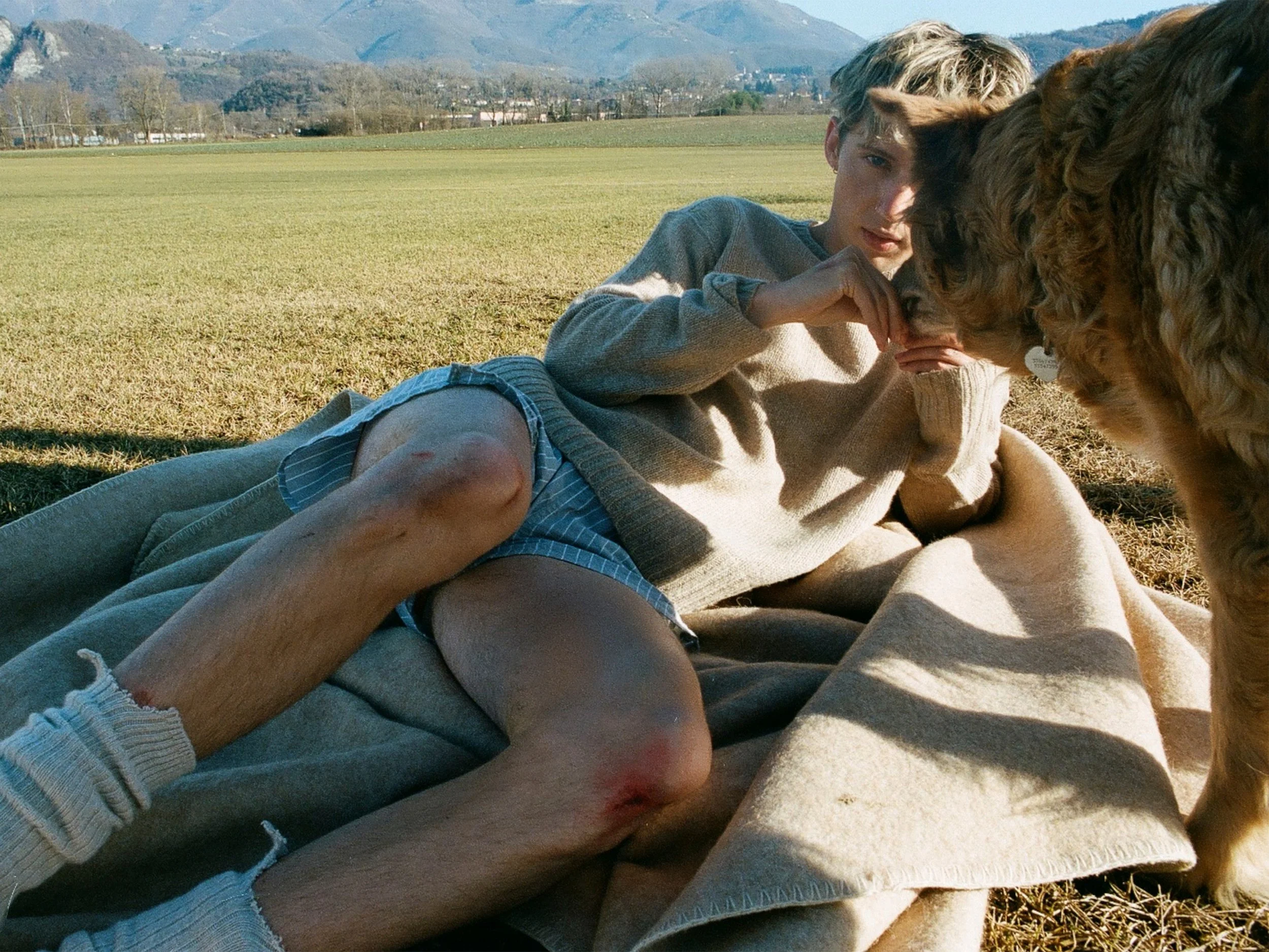 TROYE_SIVAN_BY_SEBASTIAN_FAENA_IMAGE_39.jpg