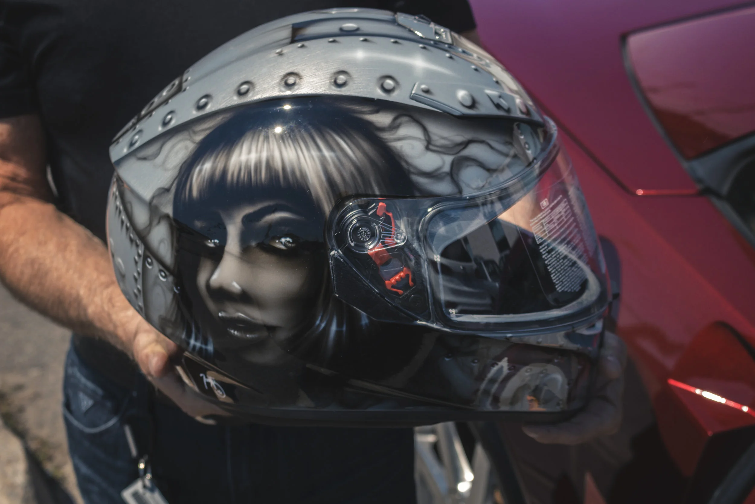 AGV Helmet: Bomber-Theme Pinup Girl Airbrush Art 