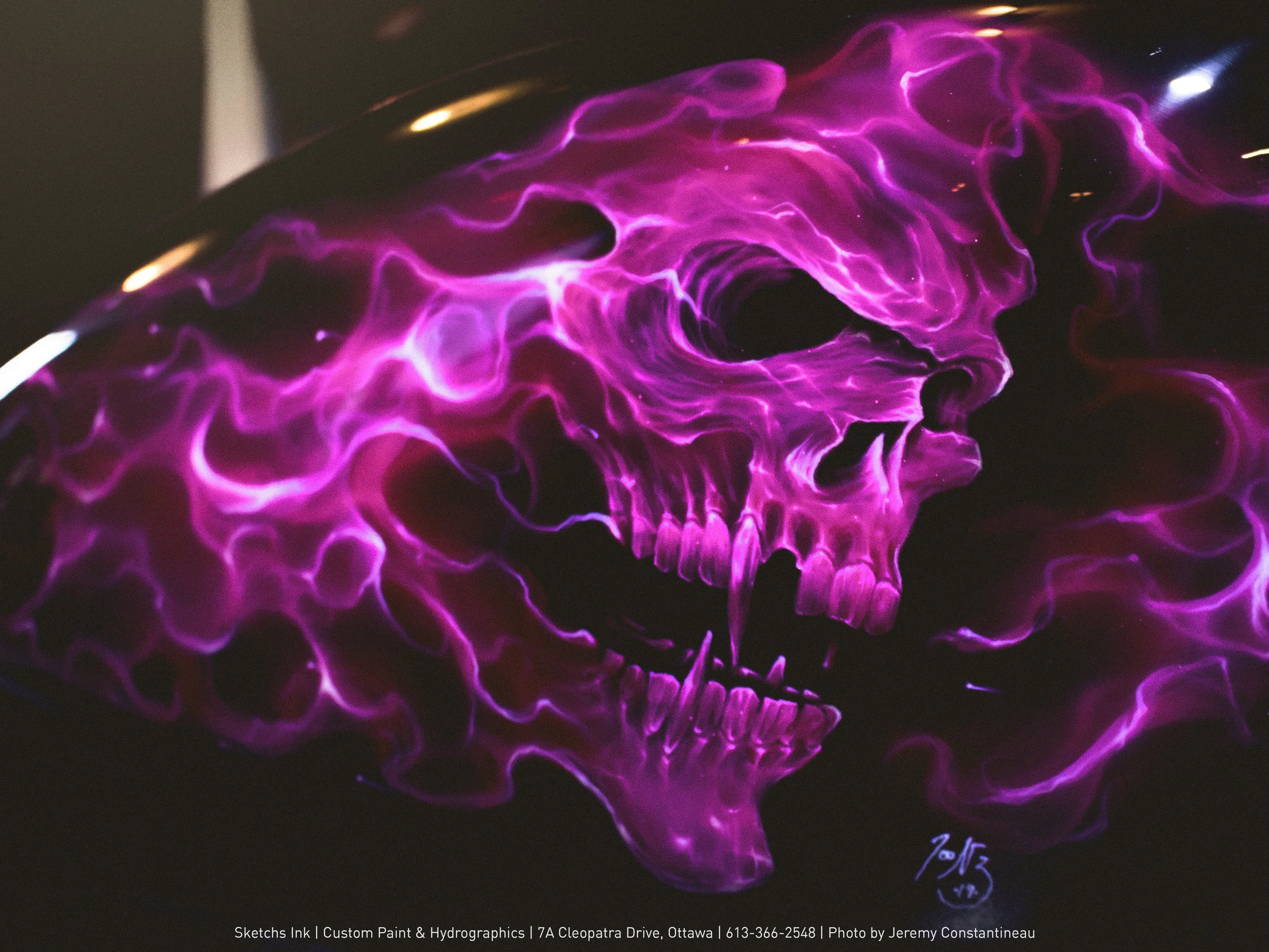 Harley-Davidson Sportster: Airbrushed Pink Skulls + Flames