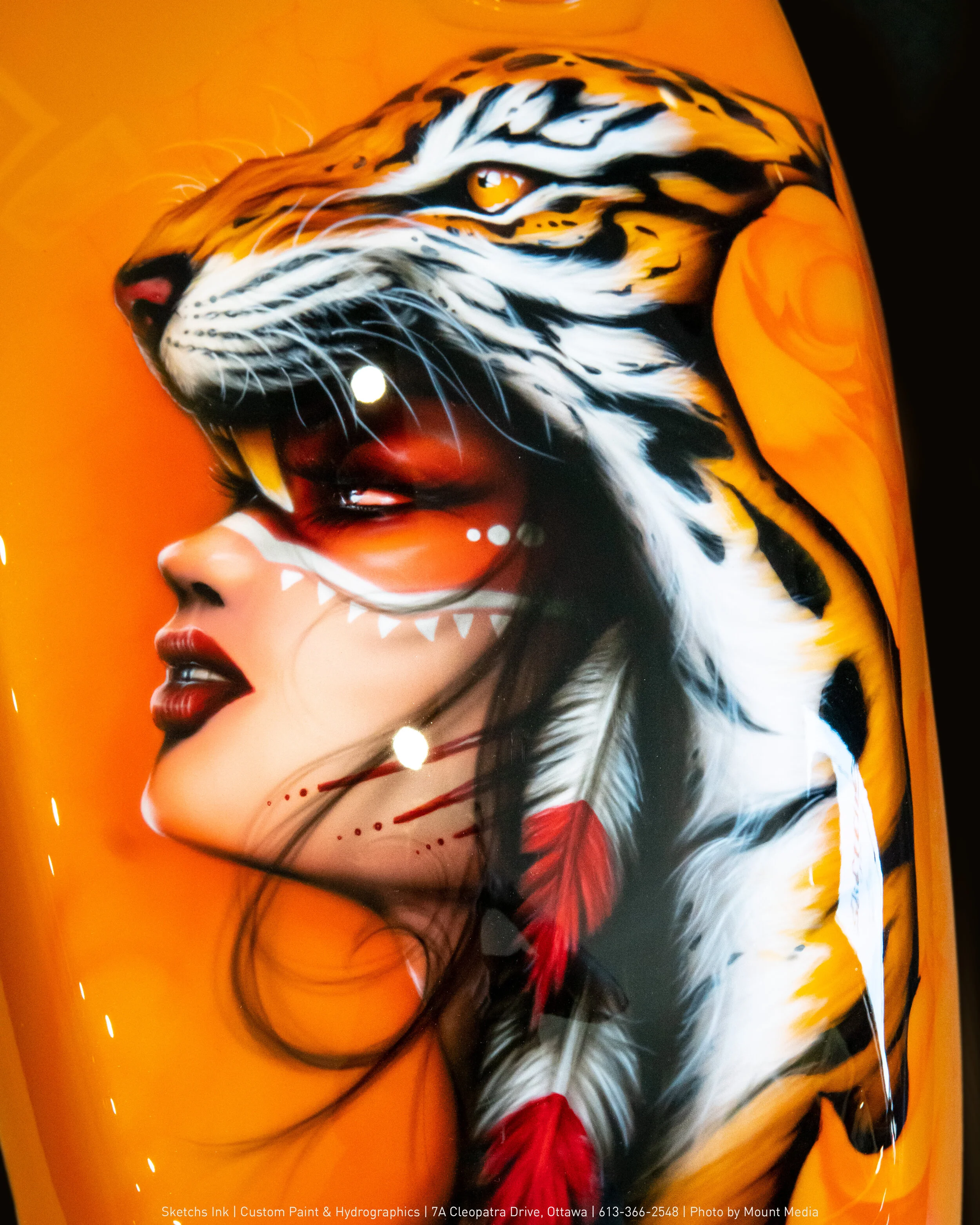 Motorcycle Fuel Tank: Photorealistic Native, Tiger Theme