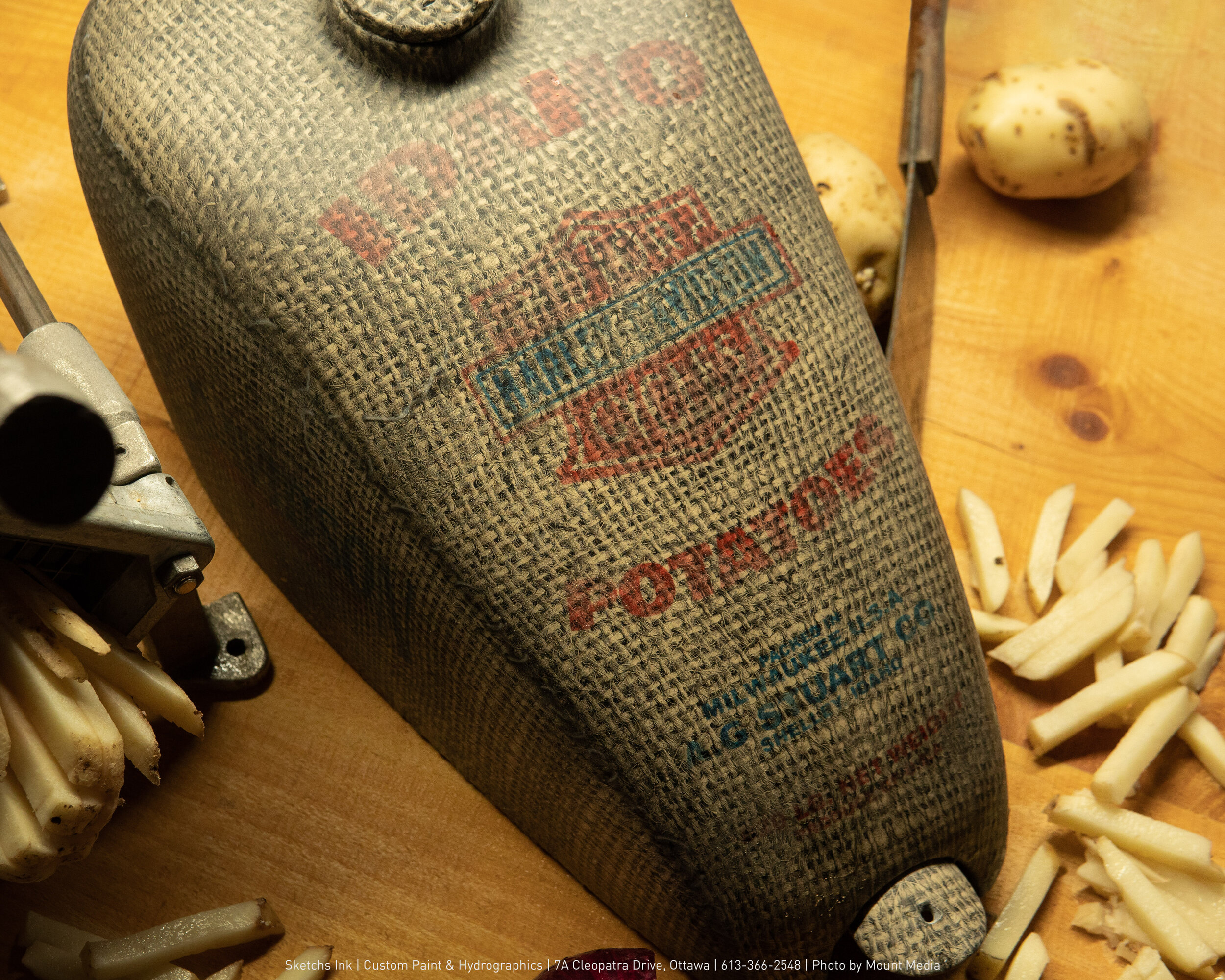 Harley-Davidson Fuel Tank: Burlap Potato-Sack Hydrographics &amp; Airbrushing