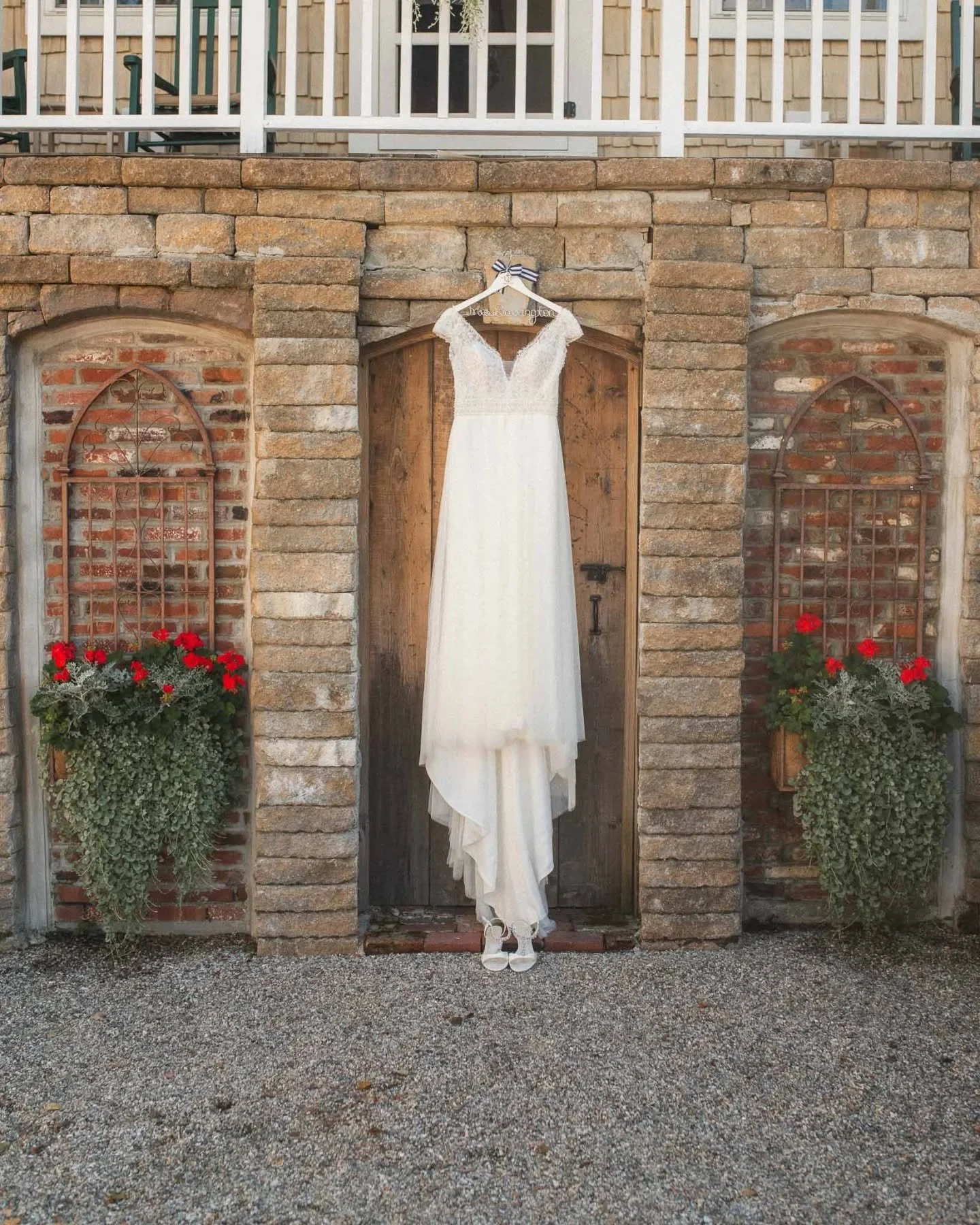 Still in love with this dress against the beautiful brick 

#newhampshirephotography #newenglandwedding 
#connecticutweddings